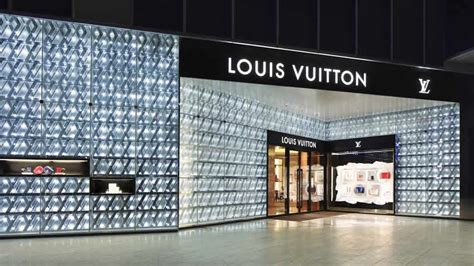 chiffre d'affaire louis vuitton 2023|Louis Vuitton dépasse les 20 milliards de chiffre .